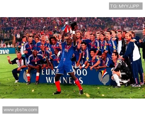 回顾上世纪经典足球巨星他们如何改变了世界足坛历史